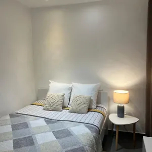 Coeur De Centre Apartment